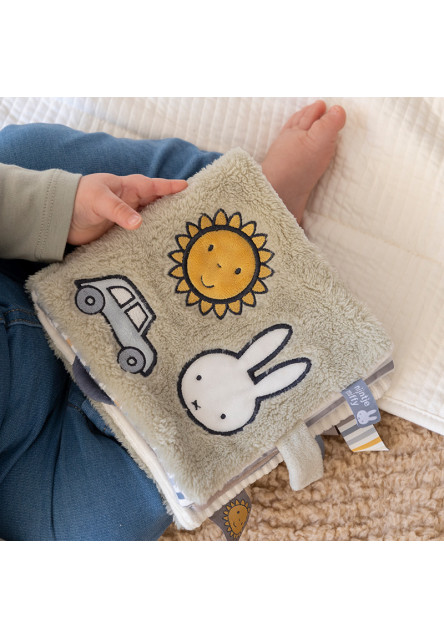 Textilní knížka s aktivitami králíček Miffy Fluffy Green